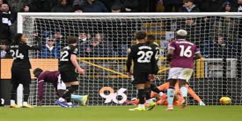 开云体育保级前景与球员评分- 开云体育