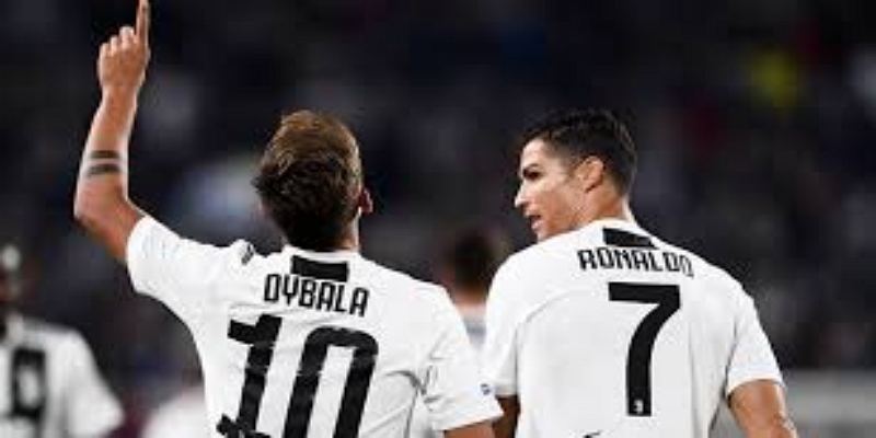 转会背景与球员介绍-开云体育